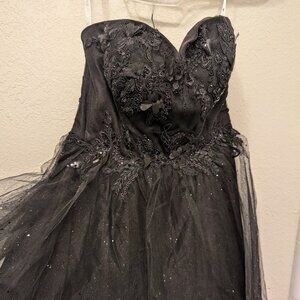 Jules and Cleo Black A-Line